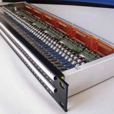 Mosses & Mitchell 1U 2 x 48 bantam flexipatch